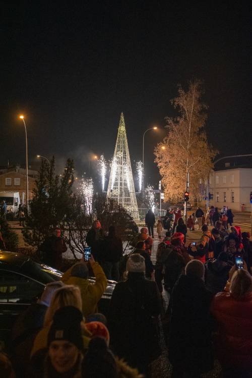 zdjęcie przedstawia aktywności podczas mikołajek w Pruszczu Gdańskim